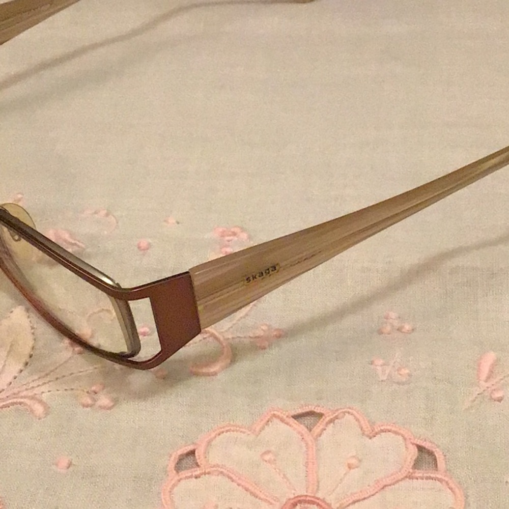 Skaga RX Eyeglass Frame - Picture 5 of 7